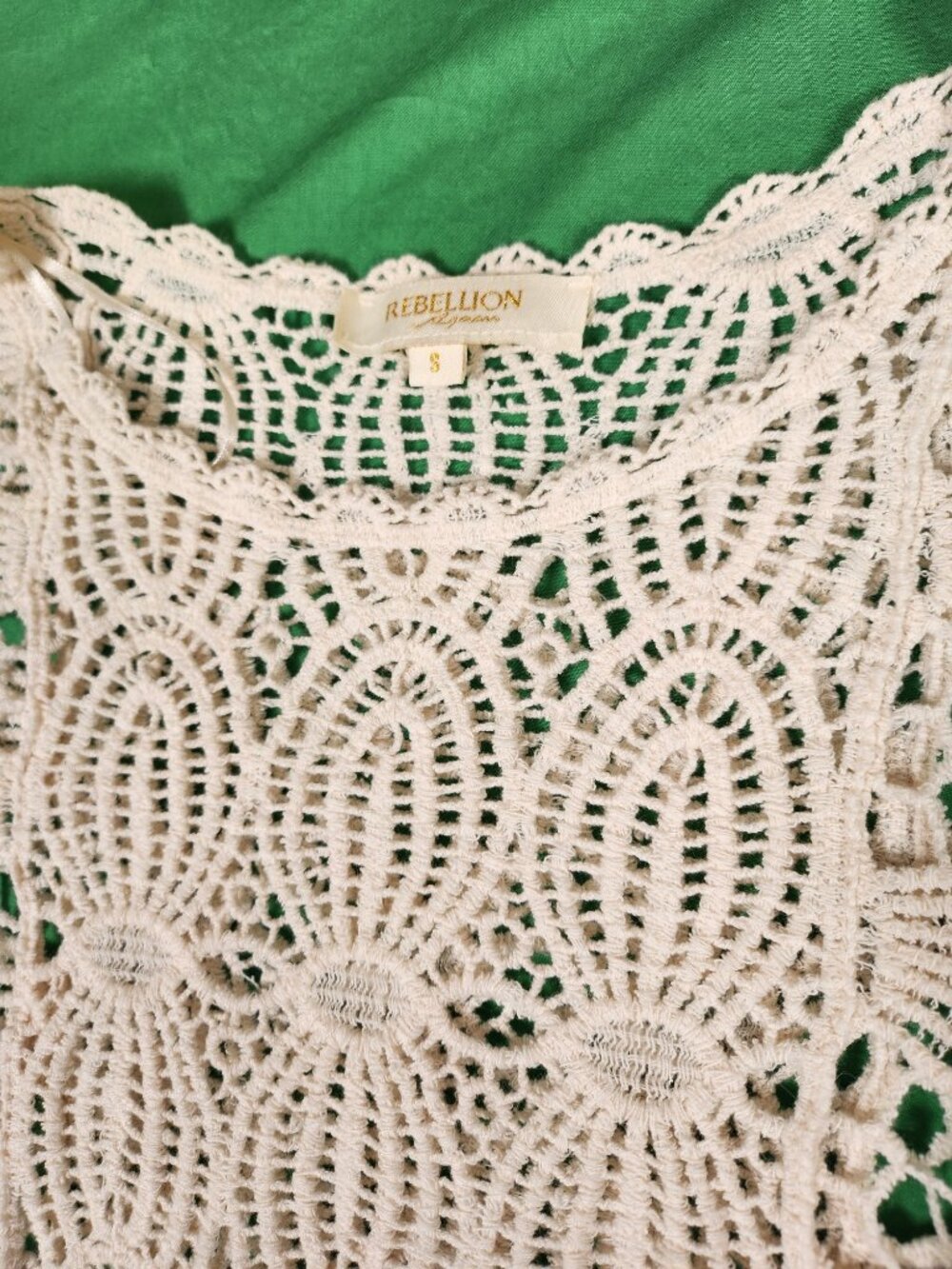 Rebellion Open Knit Crochet Cottagecore Crop Top Festival BohoChic Size Small - Picture 9 of 11